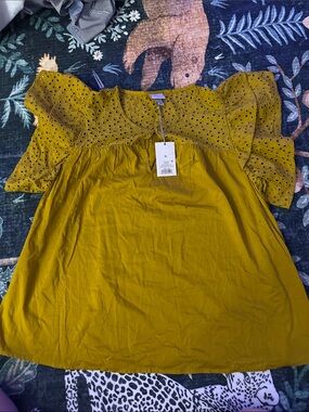 a new day Mustard Eyelet Flutter-Sleeve Blouse